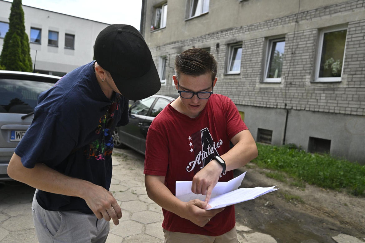Nie do wiary! Muszą zapłacić 20 tysięcy złotych za ogrzewanie 13-metrowego mieszkania pod Warszawą. „Skąd mam wziąć te pieniądze?”