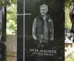 Nowy grób Jacka Magiery