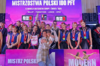 Uczniowie Niepublicznej Szkoły Sztuki Tańca Caro Dance w Siedlcach odnieśli spektakularny sukces, zdobywając łącznie kilkanaście medali podczas pierwszych ogólnopolskich turniejów tanecznych