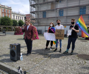 pikieta LGBT Leszno