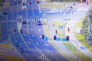 Groźny wypadek na ścieżce rowerowej w Lubinie. Rowerzystka złamała obie ręce [WIDEO]