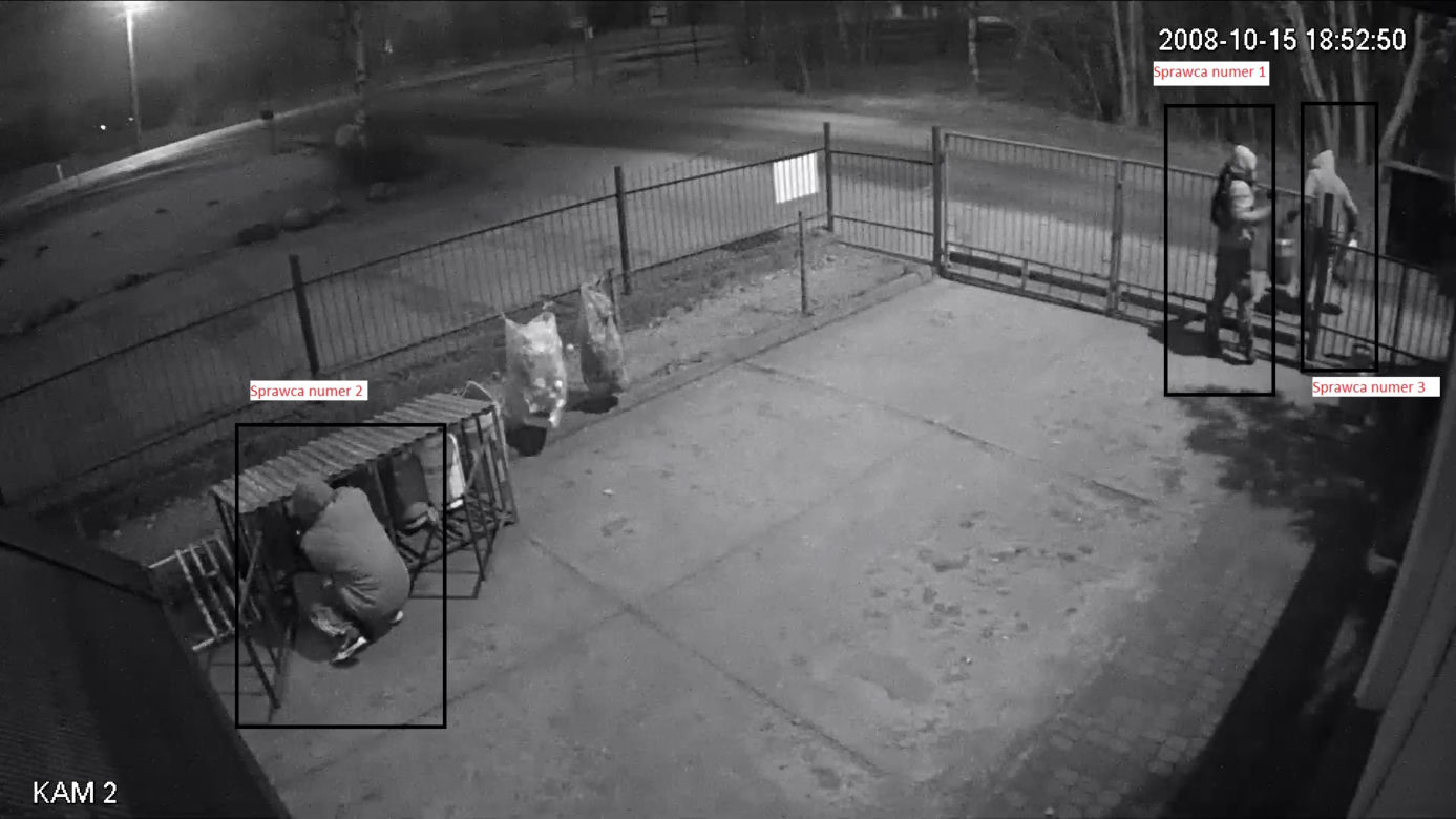Poranne włamanie do sklepu koło Torunia. Rozpoznajesz sprawców? Powiadom policję