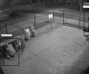 Poranne włamanie do sklepu koło Torunia. Rozpoznajesz sprawców? Powiadom policję