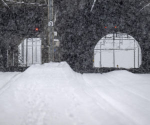 Szwajcaria/ Wykoleił się pociąg w Alpach, trwa akcja ratunkowa