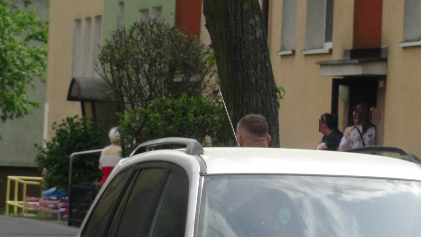 Makabra w Nowym Dworze Mazowieckim! Krwawa awantura w bloku. Mąż zamordował żonę?