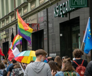 Katowice: Tłumy na proteście społeczności LGBT. Ludzie to nie ideologia! 