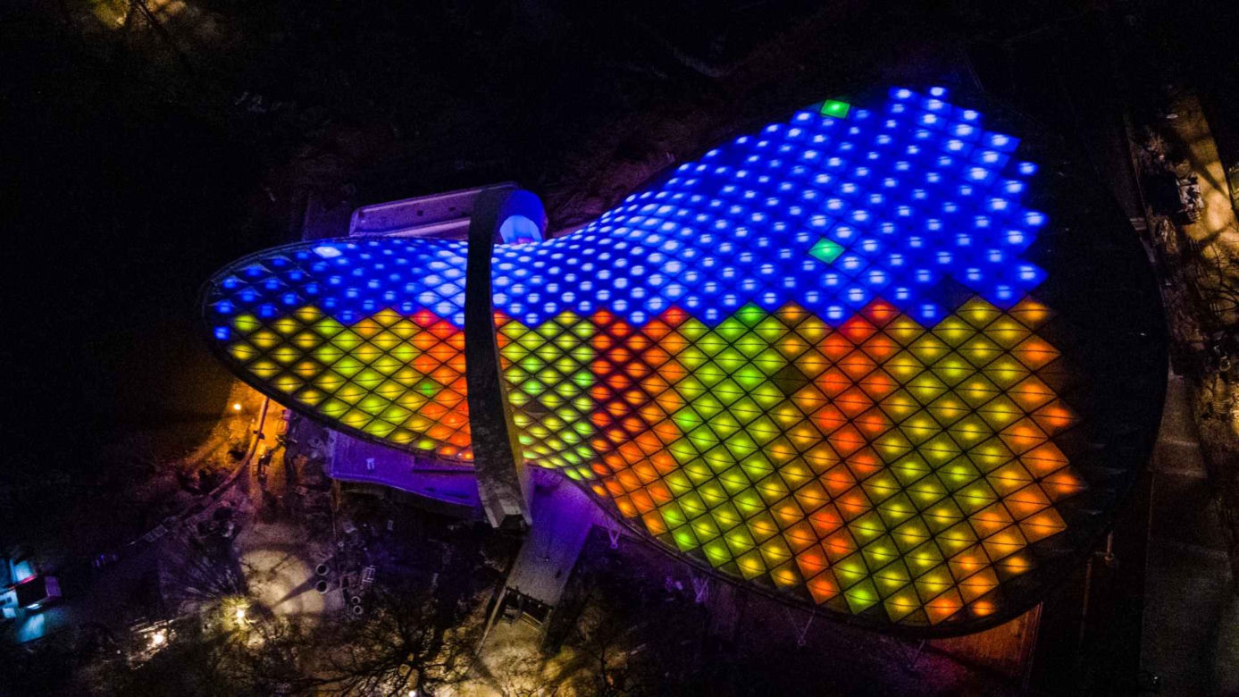 Spektakularna iluminacja Teatru Letniego w Szczecinie