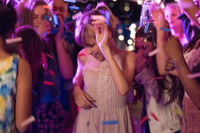 Nowe piosenki: Grace VanderWaal - Monnlight