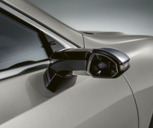 Cyfrowe lusterka w Lexusie ES 300h (2020)