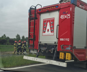 Ciężarówka blokuje przejazd obwodnicą Wąchocka
