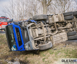 Straszny wypadek pod Wrocławiem. Młody kierowca nie żyje, 20-latka w stanie krytycznym