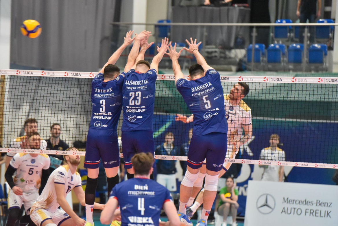 CUK Anioły Toruń - BKS VISŁA PROLINE Bydgoszcz. Zdjęcia kibiców i zawodników z meczu