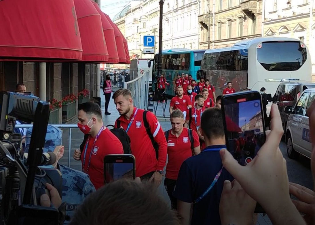 Reprezentacja Polski zameldowała się w hotelu w Petersburgu 
