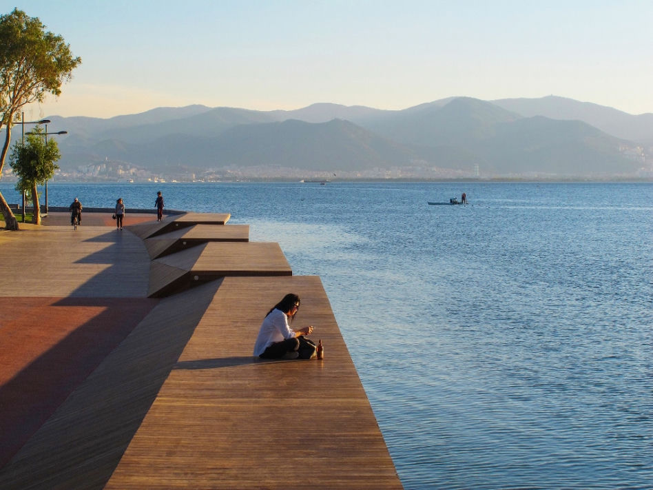 Bostanli Sunset Lounge - fot. ZM Yasa Architecture (5)