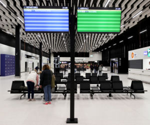 Lotnisko Warszawa-Radom ma za sobą bardzo zły rok. Pasażerów wciąż ubywało. Co dalej?