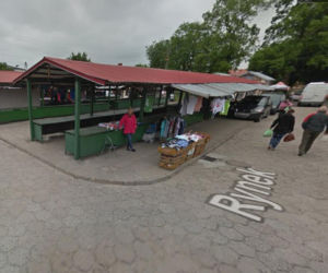 W kilkadziesiąt sekund zabił pana Franciszka. Wstrząsający film z targu w Rawie Mazowieckiej