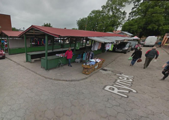 W kilkadziesiąt sekund zabił pana Franciszka. Wstrząsający film z targu w Rawie Mazowieckiej