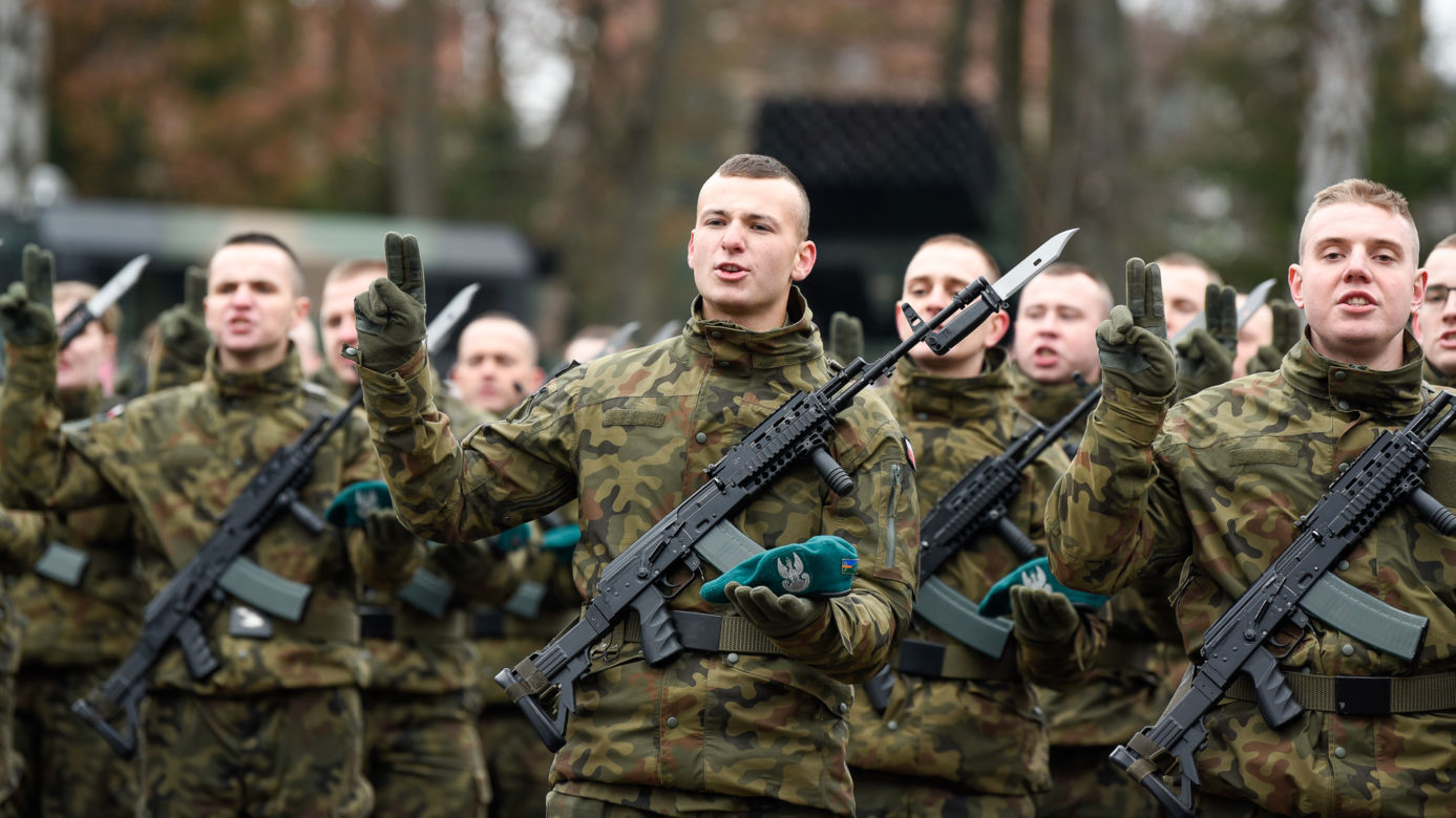 Olsztyn. Ponad 400 żołnierzy złożyło przysięgę. W uroczystości wziął udział szef MON [ZDJĘCIA]