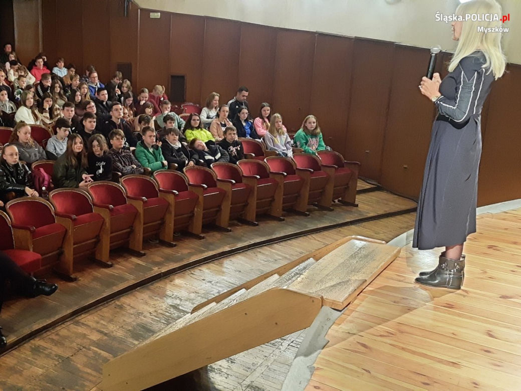 Anna Maria Wesołowska jest nie do poznania. Co oni jej zrobili?! Aż trudno uwierzyć