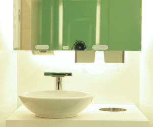 WC/2theloo-10 300Kb
