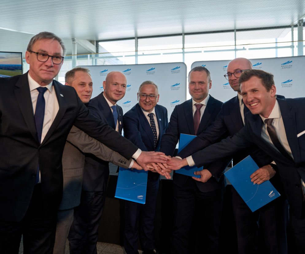 Port Lotniczy Wrocław, podpisanie umowy z projektantami rozbudowy terminala