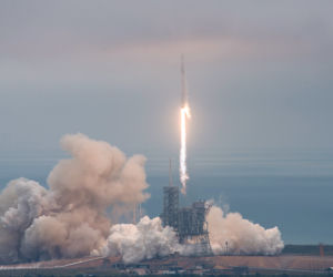 Start rakiety Falcon 9 z przylądka Canaveral