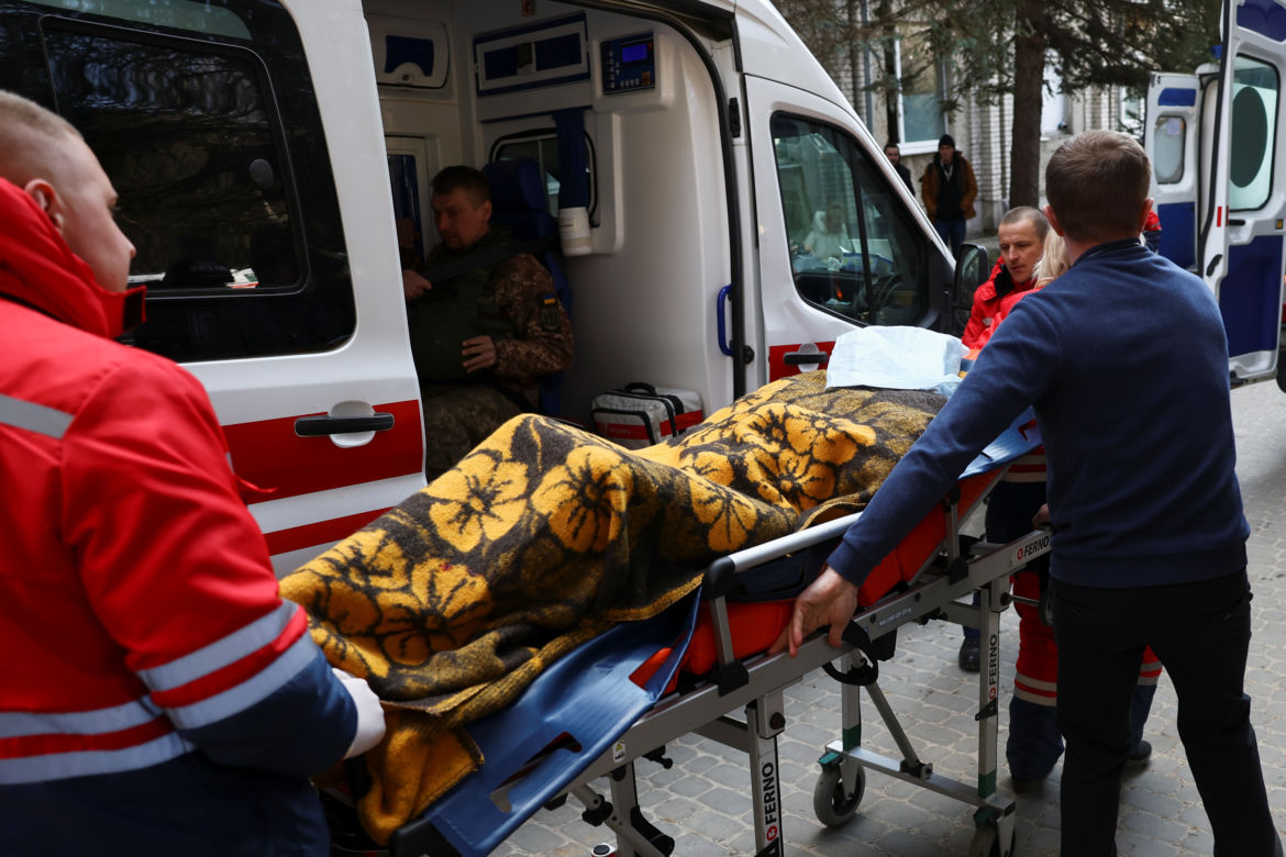 35 osób zginęło w rosyjskim ostrzale rakietowym Międzynarodowego Centrum Operacji Pokojowych i Bezpieczeństwa w obwodzie lwowskim