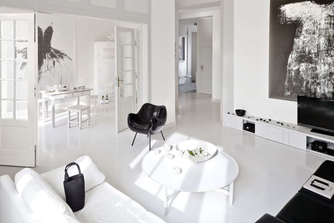 Fotel czarny RM58 Romana Modzelewskiego