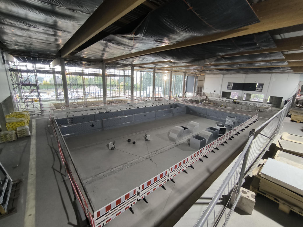 Modernizacja Pływalni Akwawit w Lesznie stan na październik 2026