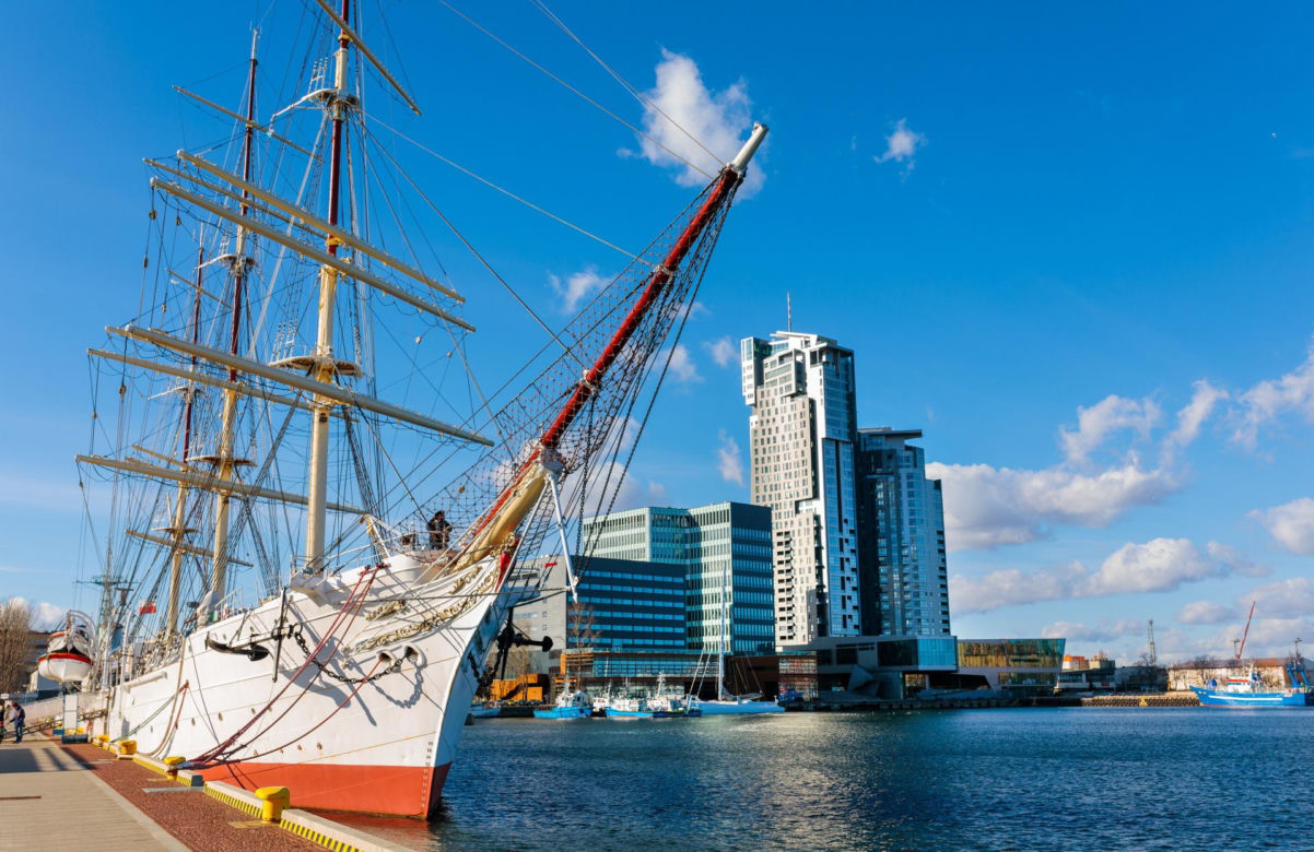 Miejsce 11 - Gdynia z ludnością na poziomie 242874 osób