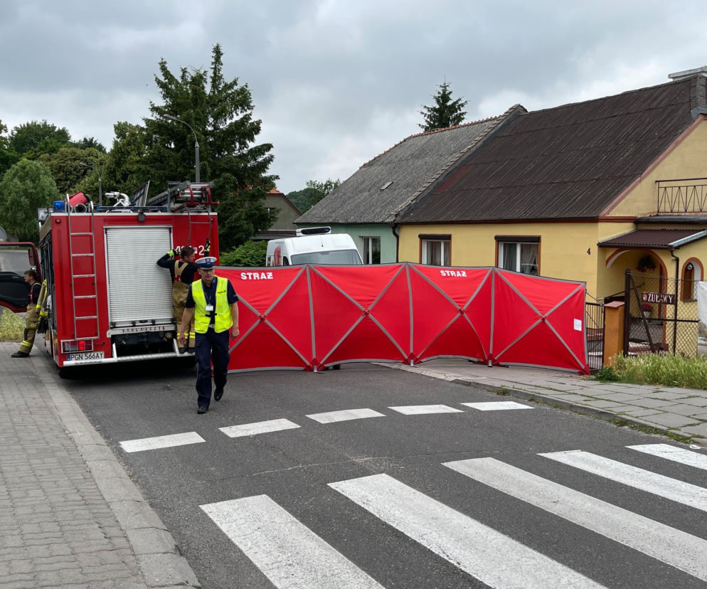 Gniezno: 50-latek zginął pod kołami własnego samochodu! Szokujące nagranie krąży po internecie