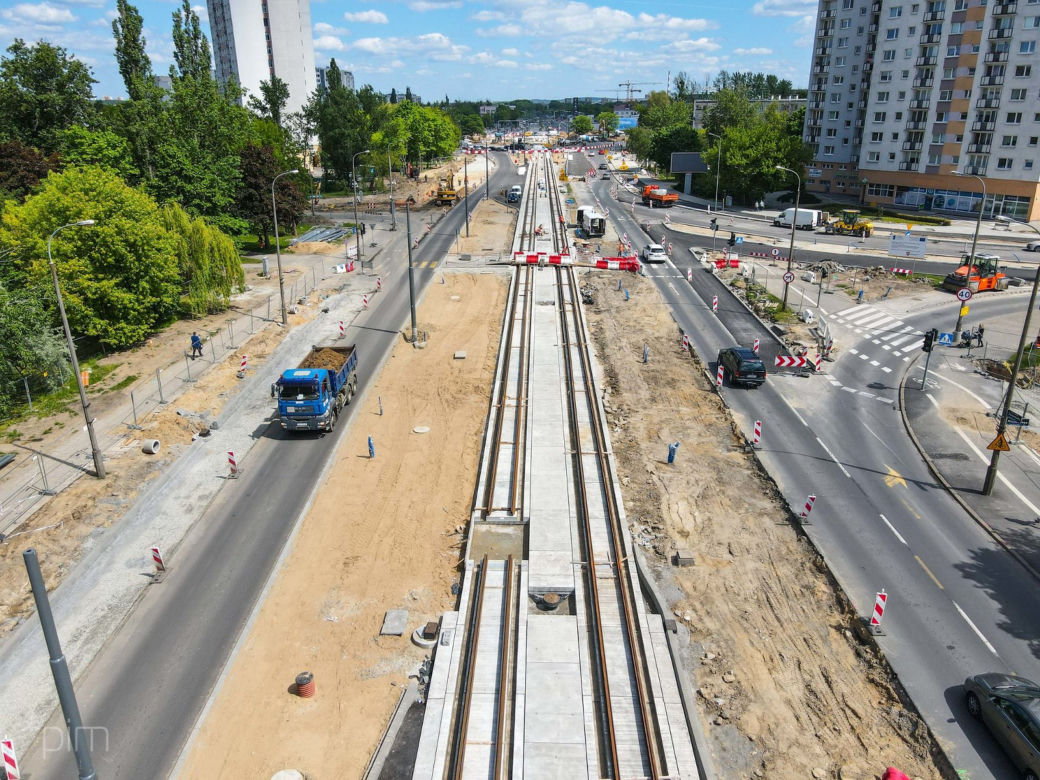 Jak przebiegają pracę na rondzie Rataje - czerwiec 2021