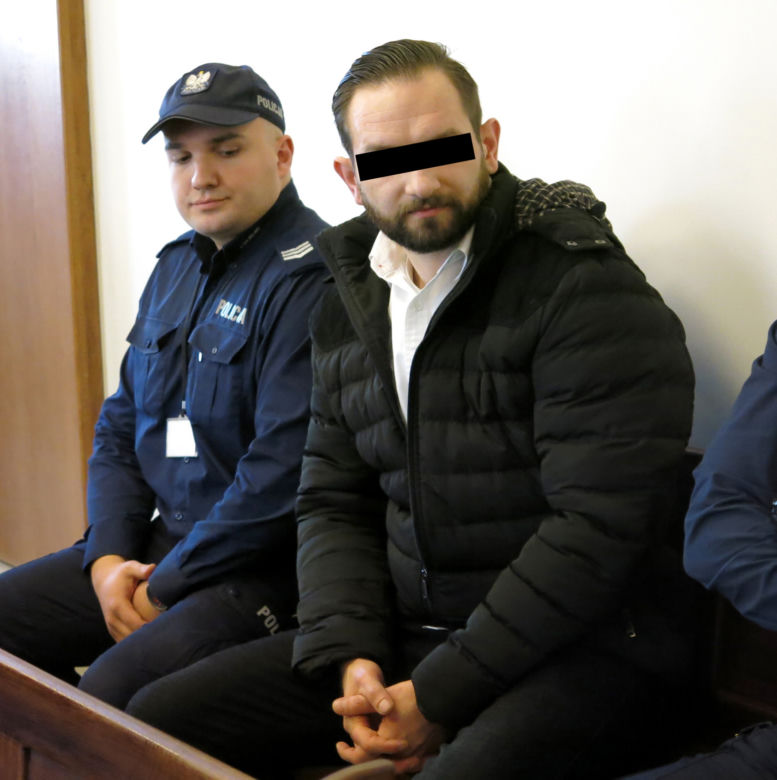 Kolega odstrzelił Marianowi głowę, a jego bracia wypili skażony alkohol