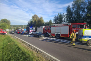 Wybuch gazu w domu w Porębie Radlnej. Ucierpiała ok. 50-letnia kobieta