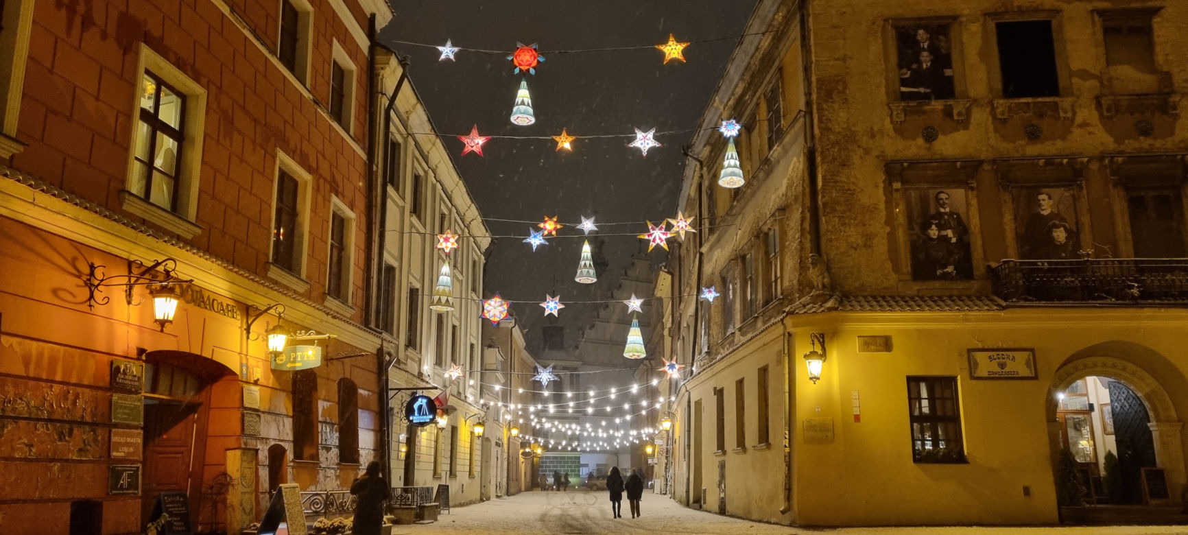 W Lublinie czuć klimat zbliżających się świąt. Iluminacje już świecą [GALERIA]
