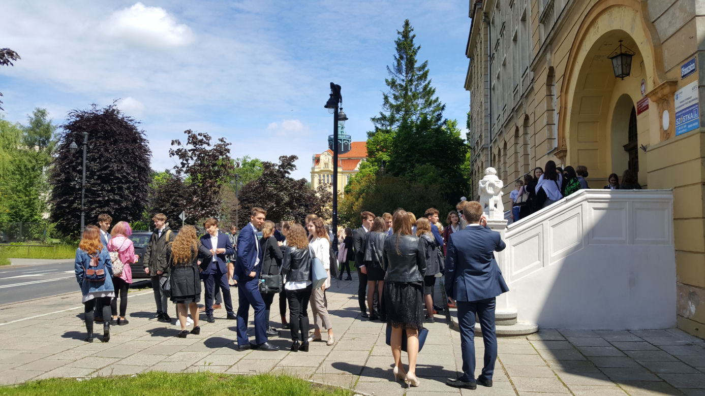 Matura 2020: Uczniowie z Bydgoszczy zmierzyli się z matematyką