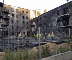 Kłęby dymu we Wrocławiu. Duży pożar na południu miasta