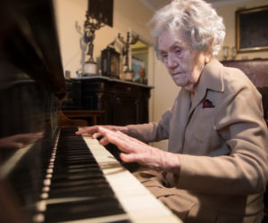 Najstarsza pianistka świata skończyła 109 lat