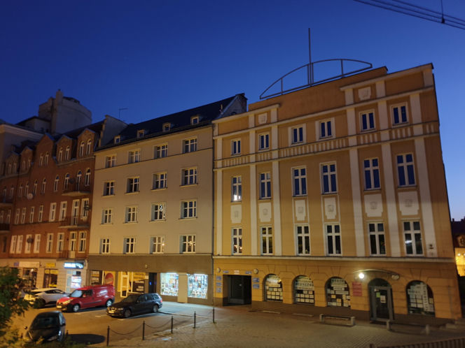 To miasto na Śląsku zachwyca perłami architektury. Zabytkowe osiedla robią wrażenie!
