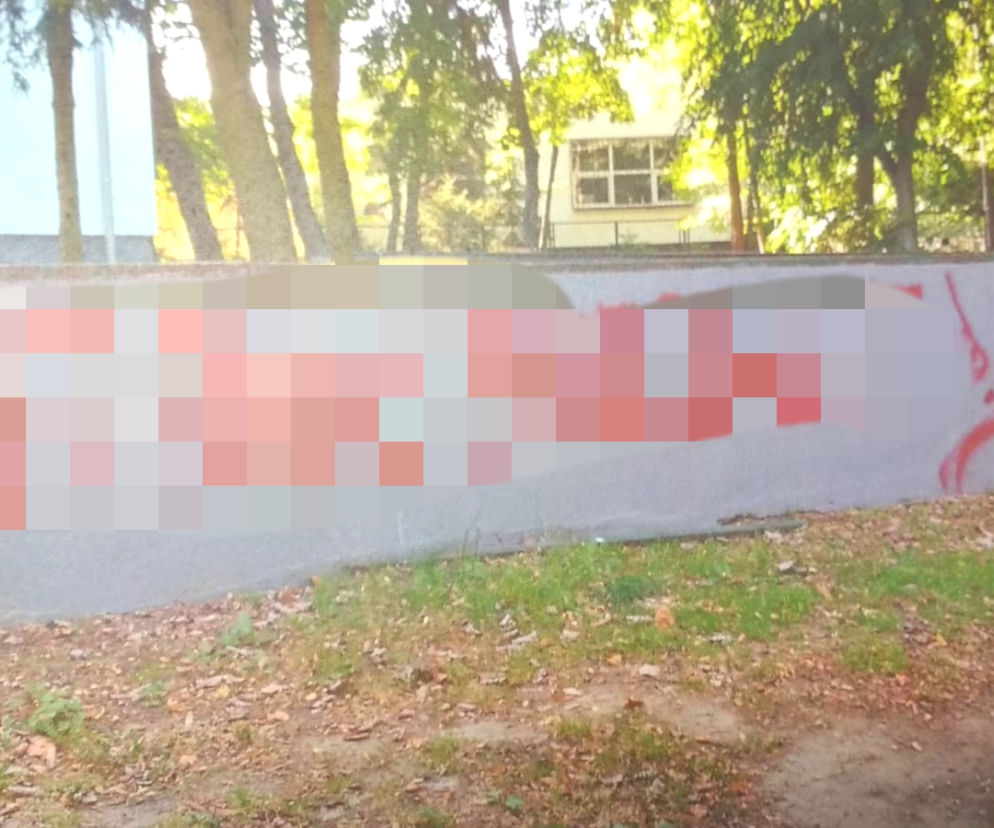Wyrzysk: Rozładował FRUSTRACJĘ na ścianie basenu! Mocne słowa w kierunku byłego szefa