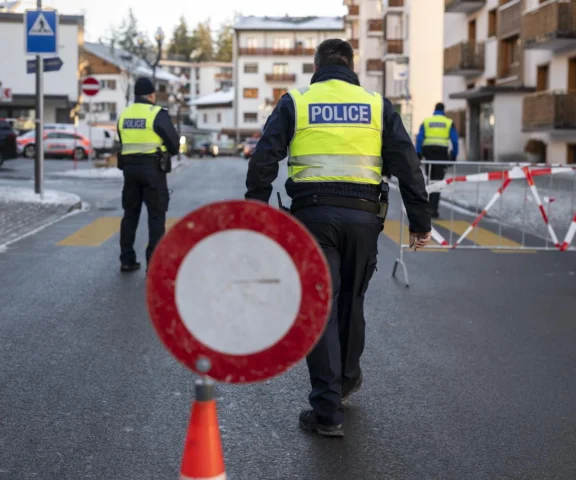 Tragedia w noc noworoczną. Wybuch w popularnym kurorcie, kilkadziesiąt ofiar 