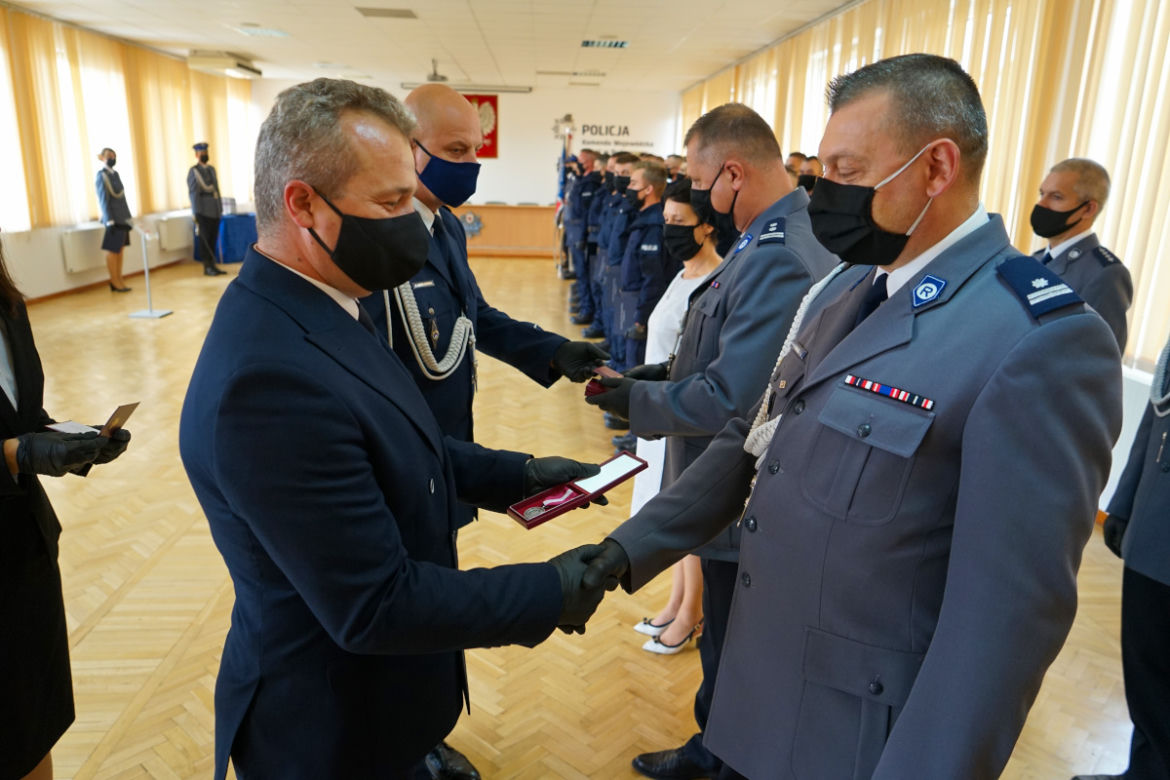 W województwie kujawsko-pomorskim ślubowanie złożyło 33 nowych policjantów