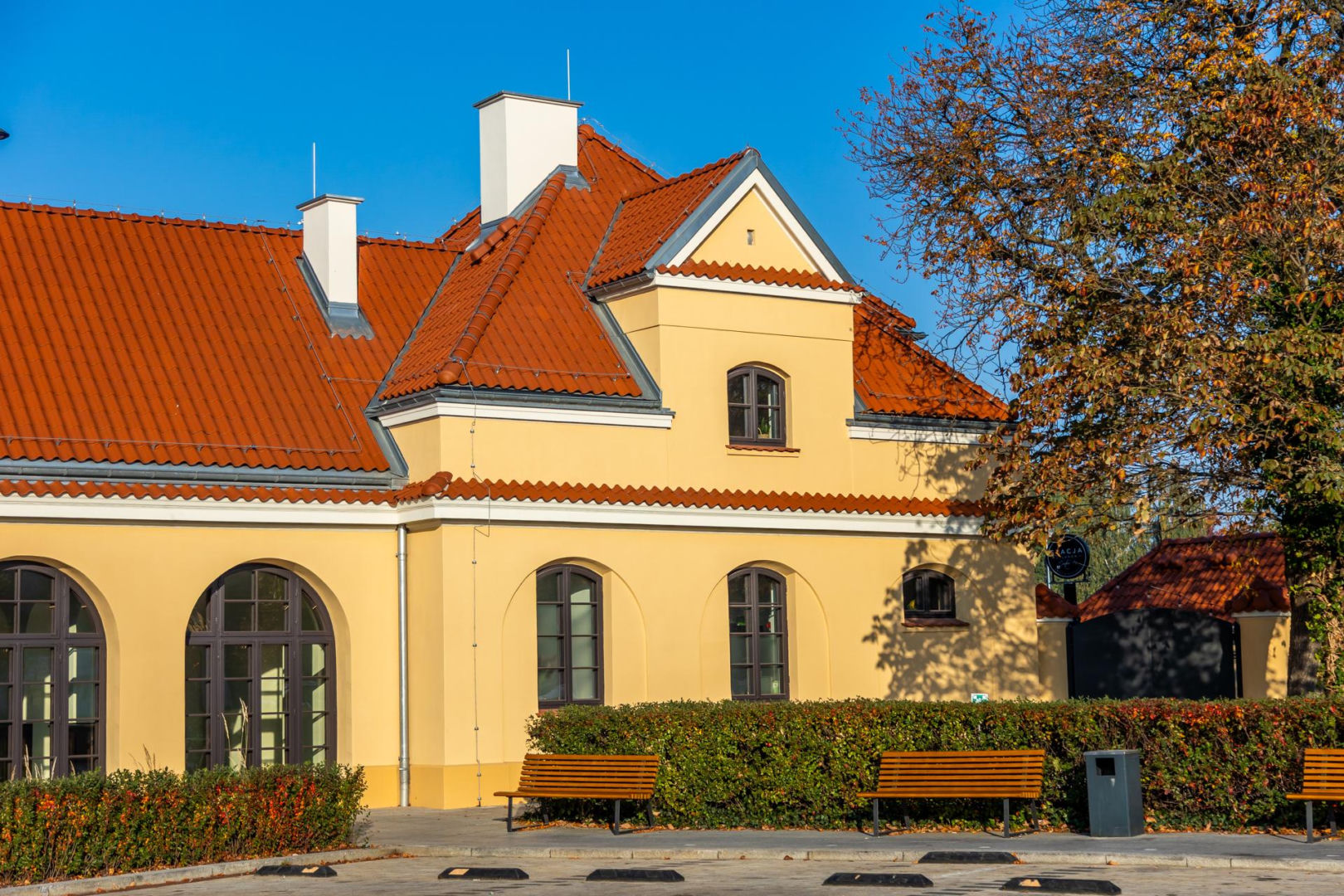 Dawny dworzec Kolei Wilanowskiej w Warszawie po remoncie
