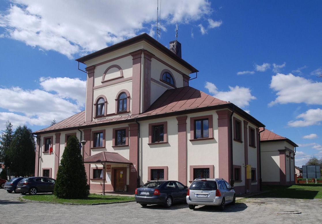 Wielkie Oczy. Uzyskały lokację miejską w 1671 roku, zdegradowane w 1935 roku.