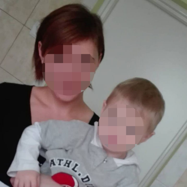  Mieszkańcy osiedla gdzie doszło do morderstwa trójki dzieci boja się o swoje życie. Morderca ich nawiedza.
