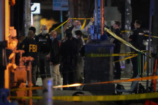 Zamach w USA! Mordował z napisem własność Allaha na piersiach