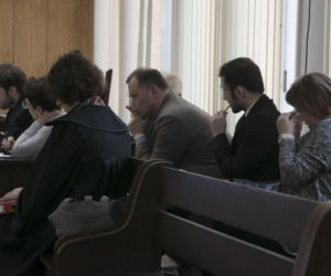 biegli pogrążyli lekarzy.
