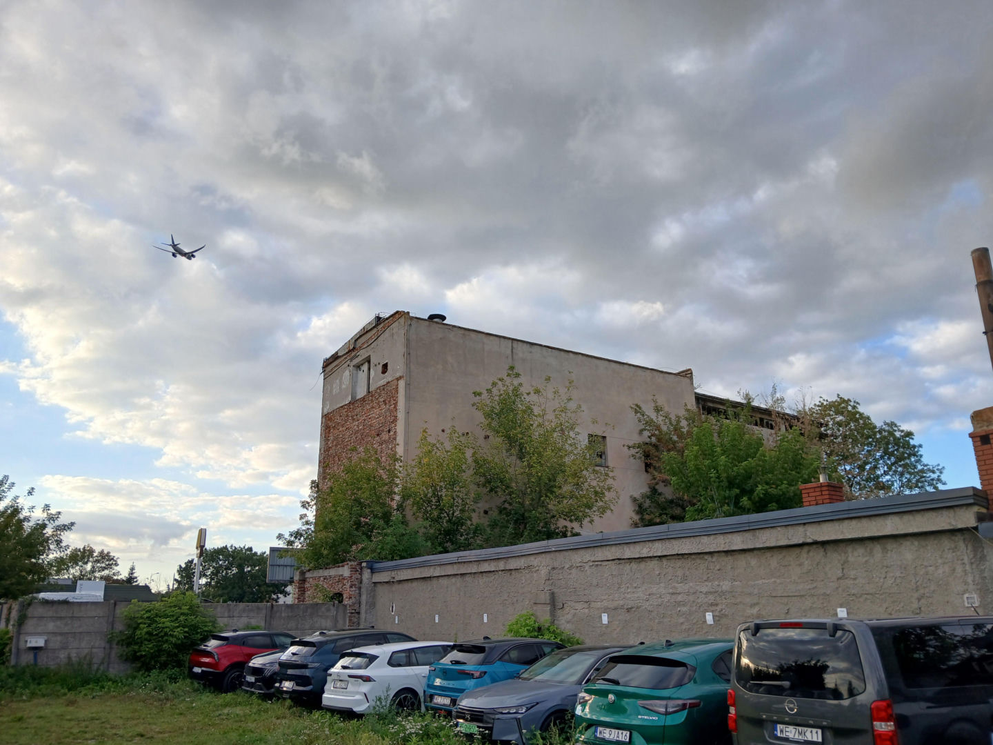 Dawny młyn elektryczny W. Kawczyńskiego przy ul. KOR w Warszawie
