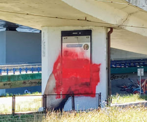 Mural na filarze Trasy Zamkowej został zniszczony 