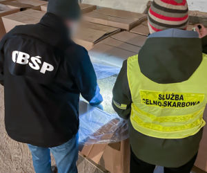 Akcja CBŚP i KAS w powiecie golubsko-dobrzyńskim. Pięcioro zatrzymanych
